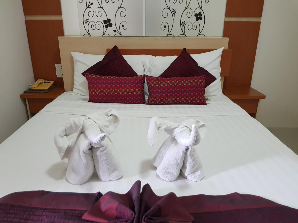 Harmonize Hotel- SHA Extra Plus Chiang Mai Esterno foto
