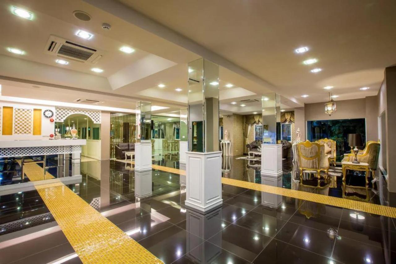 Harmonize Hotel- SHA Extra Plus Chiang Mai Esterno foto