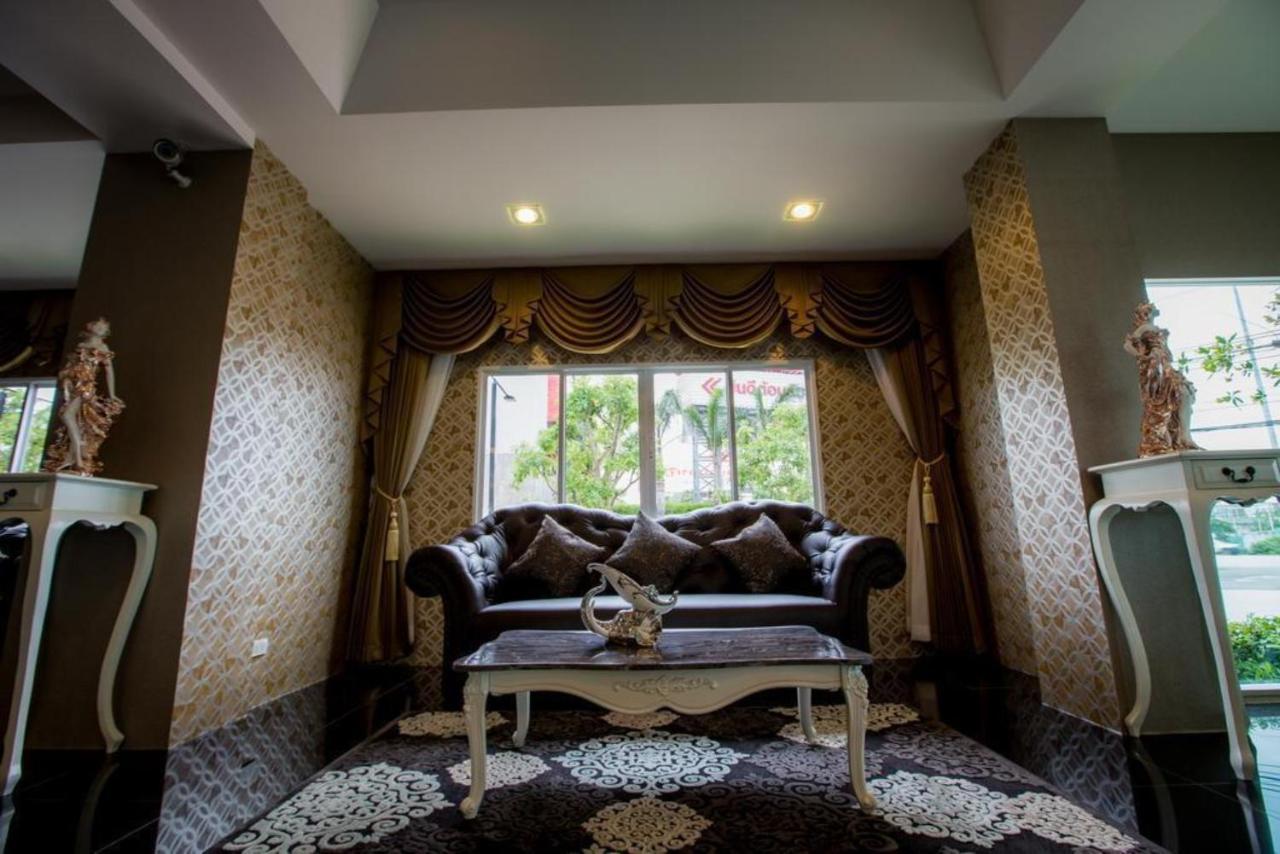 Harmonize Hotel- SHA Extra Plus Chiang Mai Esterno foto