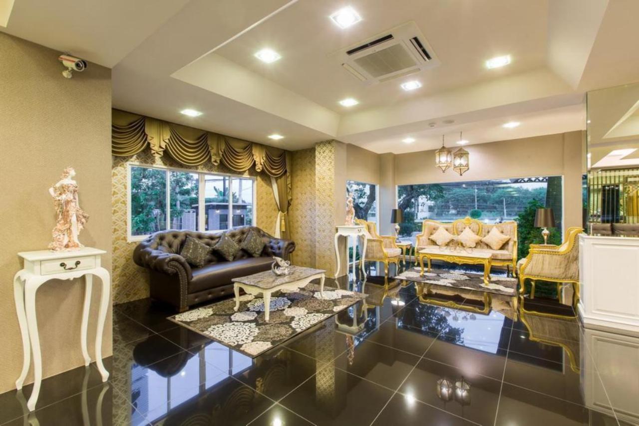 Harmonize Hotel- SHA Extra Plus Chiang Mai Esterno foto